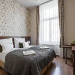 Elit Boutique Rooms- Location by bqa Hotel Budapest