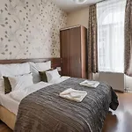 Elit Boutique Rooms- Location by bqa *