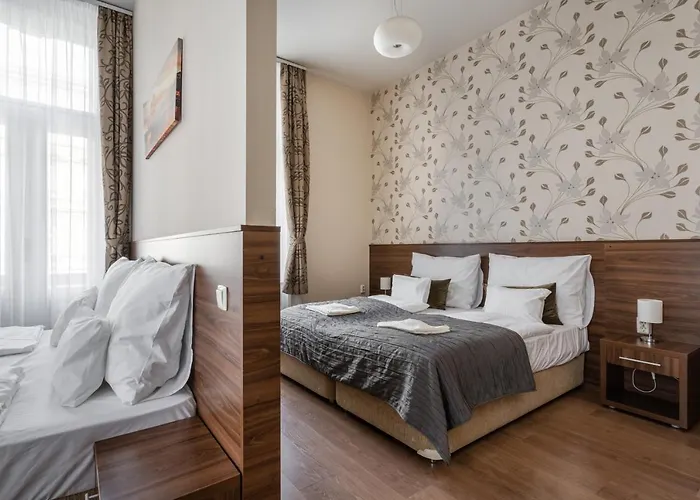 Elit Boutique Rooms- Location by bqa * 布达佩斯