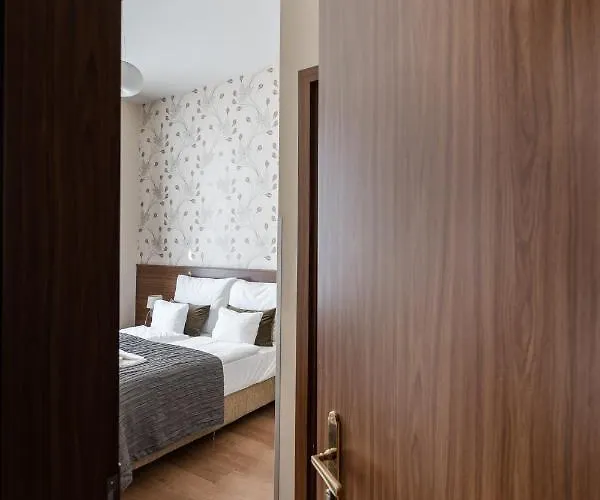 Elit Boutique Rooms- Location by bqa 布达佩斯
