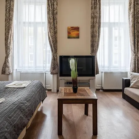 Elit Boutique Rooms- Location by bqa Budapešť