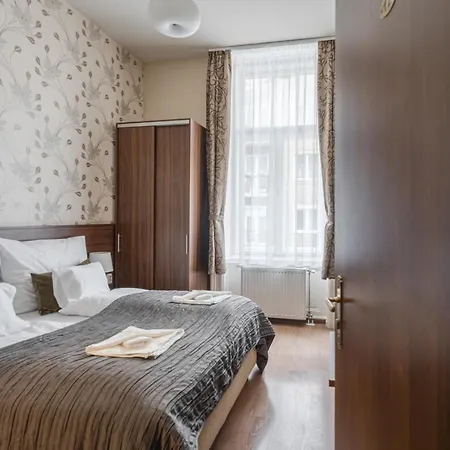 Hotel Elit Boutique Rooms- Location by bqa Budapest