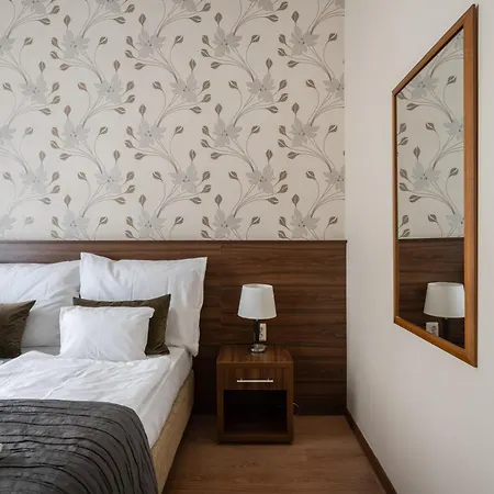 Elit Boutique Rooms- Location by bqa