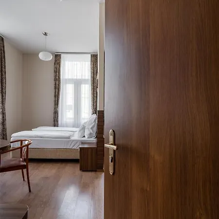 Hotell Elit Boutique Rooms- Location by bqa