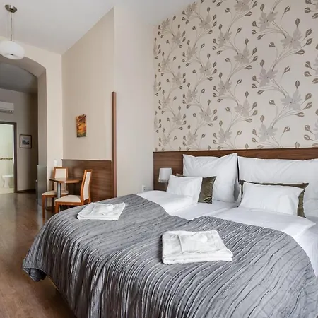 Hotell Elit Boutique Rooms- Location by bqa