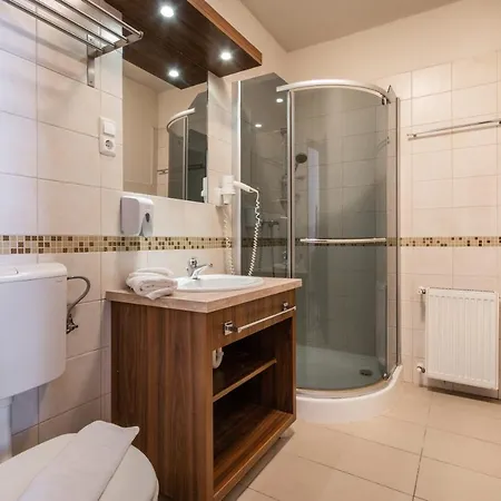 Elit Boutique Rooms- Location by bqa * ブダペスト