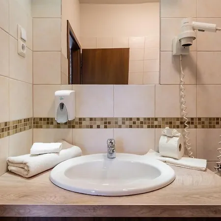 Hotell Elit Boutique Rooms- Location by bqa