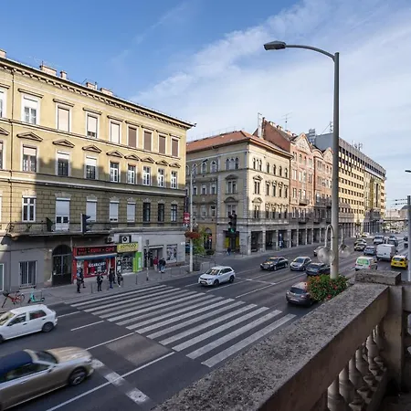 Hotel Elit Boutique Rooms- Location by bqa Budapešť
