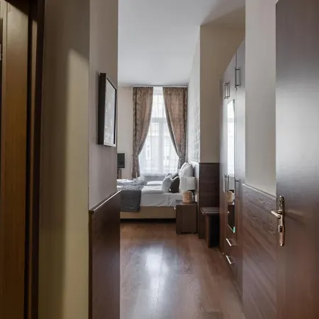 Elit Boutique Rooms- Location by bqa