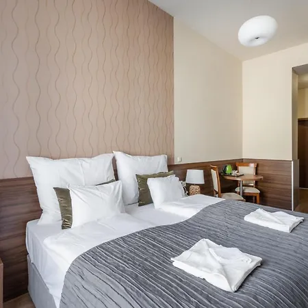 Elit Boutique Rooms- Location by bqa Hotell *
