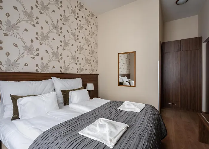 Elit Boutique Rooms- Location by bqa ブダペスト