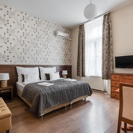 Elit Boutique Rooms- Location by bqa Отель *