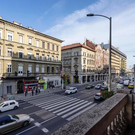 Elit Boutique Rooms- Location by bqa Budapeşte