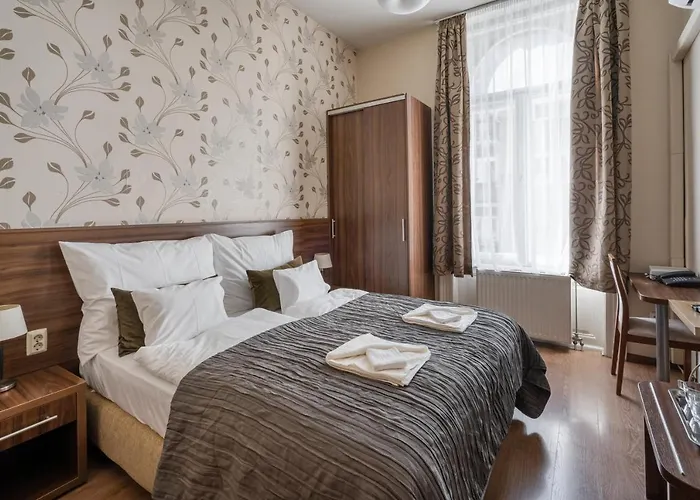 Elit Boutique Rooms- Location by bqa *