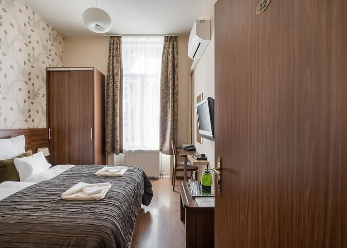 Elit Boutique Rooms- Location by bqa * 부다페스트